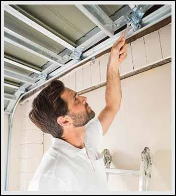 Interstate Garage Doors Boulder, CO 303-872-0193 - springservice